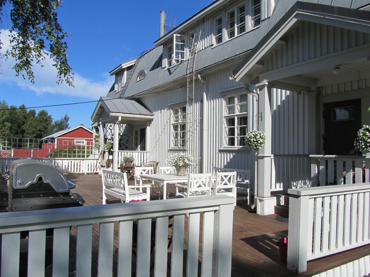 Hotelli Huiskankorpi Boutique Hotel Nivala Экстерьер фото