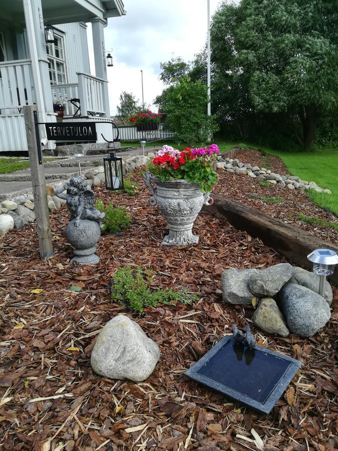 Hotelli Huiskankorpi Boutique Hotel Nivala Экстерьер фото